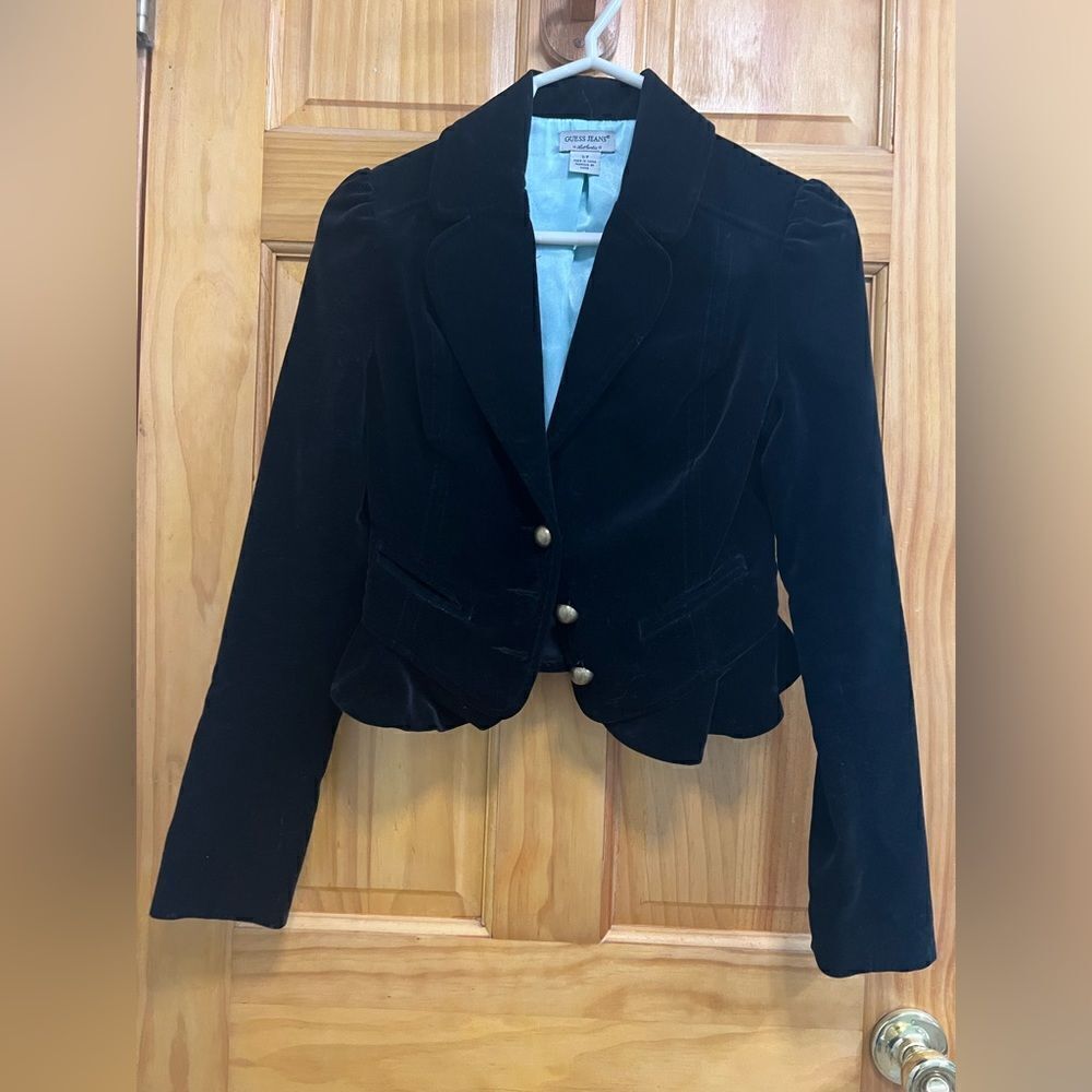 Gorgeous vintage Guess black velvet size S blazer